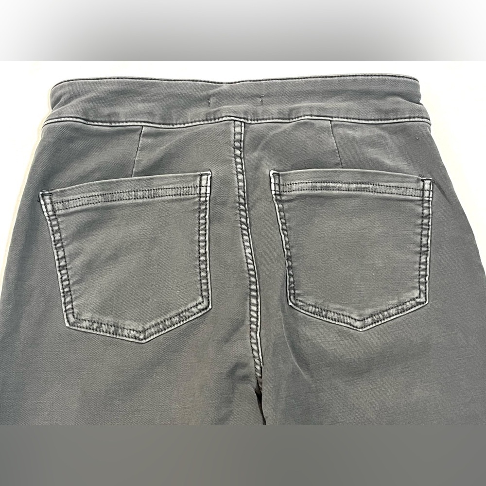 Maurices Women’s Gray Wide Leg Cotton Blend Bottoms with Pockets Casual Pants - Picture 16 of 16